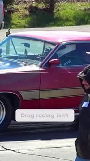 Speed and Style on Instagram: "The race isn't won by the most gears; it’s won by getting to the stripe first. For extreme horsepower builds, every shift is a high-risk maneuver—a chance to lose traction or upset the chassis balance. This compelling look reveals why racers ditched complex setups for the ultimate solution: the bulletproof, simple Chevrolet Powerglide 2-speed. What began as a mild transmission for 1950s commuters evolved into the undisputed king of bracket racing and high-power dra