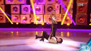Don't miss a moment from Sunday's show, catch up with every single skate right here 👉 http://bit.ly/2E5HX4n | Dancing on Ice