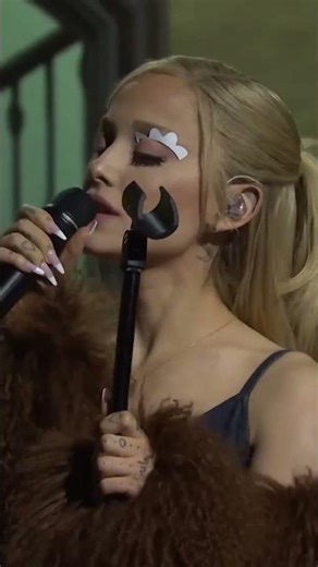Ariana Grande – we can’t be friends Live 💔 This Hits Different #shorts