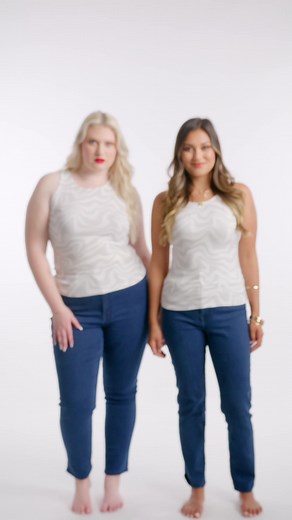 13K views · 33 reactions | Confidence on display, thanks to Jules Jewel Neck Tank!  | LuLaRoe | Facebook