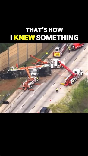 Papa John’s semi truck crash‼️ 2 dead‼️#truck #driver #truckdriver #papajohns #pizza