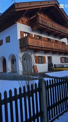 Ich bin ehrlich ich kann keine edits machen deswegen nehme ich vorlagen von tt