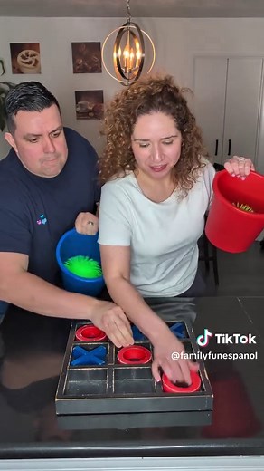 Reto de Atrapar la Pelota en 3 en Raya
