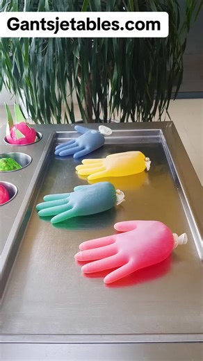 Fin de journée créative : Les gants qui font toute la différence ! 🧤 Utilisez des gants jetables qui allient praticité et créativité, parfaits pour tous vos projets ! Que ce soit pour protéger, innover ou simplement ajouter une touche unique à votre quotidien, nos gants sont votre meilleur allié. 💪✨ #Vitalité #ÉnergieDuSoir #DébutDeSemaine #Créativité #GantsJetables #HygièneEtStyle #PrêtsPourTout #MotivationDuLundi #IdéesCréatives #TravailEfficace #BienCommencerLaSemaine #soiréeactivité😎