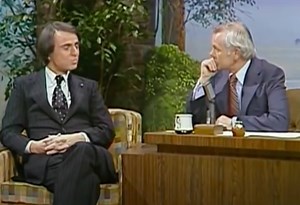 Carl Sagan Tells Johnny Carson What’s Wrong with Star Wars: “They’re All White” & There’s a “Large Amount of Human Chauvinism in It” (1978)