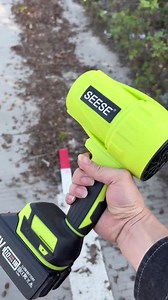 🌀 Say goodbye to messes with the Saker Portable Dust Cleaner! Compact yet powerful, this tool tackles dust, crumbs, and debris effortlessly—perfect for your desk, car, or home. Convenience meets cleanliness! 🚗🏡 | Sakerplus