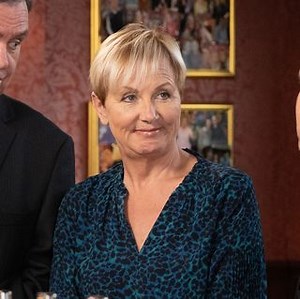 Coronation Street Soap Scoop! Simon's car crash