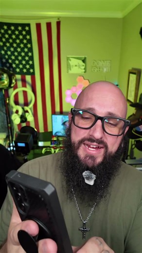 POV: you finally found a phone grip that isn’t bulky 😳 The Snap Grip 5 Magnetic Phone Grip & Stand