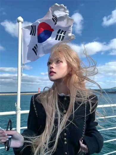 Master Outdoor Photography: 5 Easy & Stylish Poses