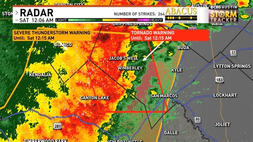 TORNADO WARNING for Hays, Comal Co. until Oct 25 12:15AM. Take cover now in the warning area. #atx #atxwx #cbsaustinwx cbsaustin.com/weather/radar | Chikage Windler - Meteorologist