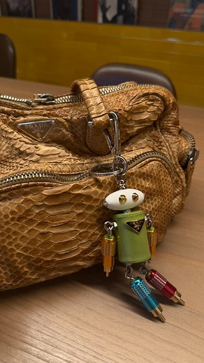 Nae 🎀 | Jeans are such a necessary NEED for your wardrobe but Is there such thing as too much blue jeans? 🫢😭 Whats your favorite? For reference... | Instagram