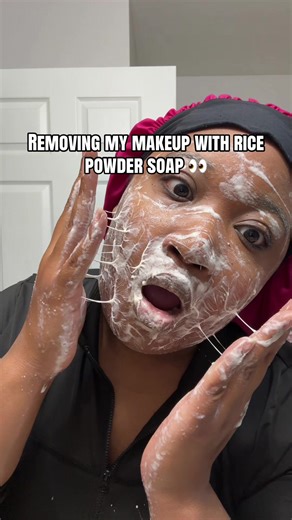 Effective Makeup Removal with Rice Powder Soap