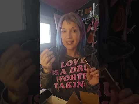 10 minute makeup CLEAN GIRL LOOK?! thin blu j brow look,BELLA CREAM LIP, medium cc almond,moca Java