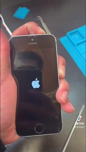 iPhone Se 1st gen screen replacement. Quick repair, quick tutorial! #wop
