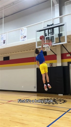 Only 2 year difference.. #fyp #collegehoops #dunk