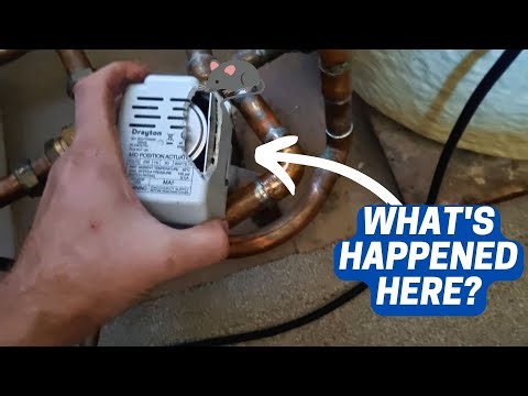 Bread And Butter Plumbing Jobs | easy way of unblocking micro bore and 3 port valve swap