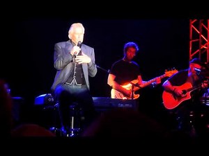 Bill Medley (of Righteous Brothers) - Unchained Melody (Live Concert)