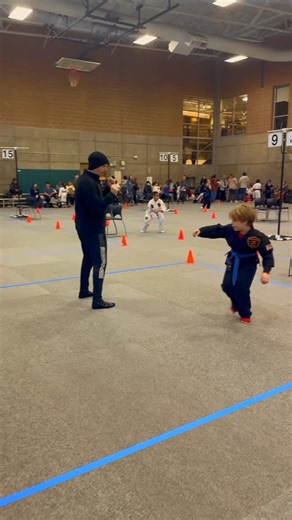 👨‍👩‍👧‍👦 Families Are the Foundation of Our Dojo Community 🥋 At Zen Dragon Martial Arts Mercer Island, we believe that families are the heart of our dojo. ❤️ Parents, children, and even grandparents train, support, and grow together — building strength, discipline, and unity both on and off the mat. Martial arts isn’t just an individual journey; it’s a family experience that teaches respect, confidence, and perseverance. Watching parents cheer for their kids and kids cheer for their parents 