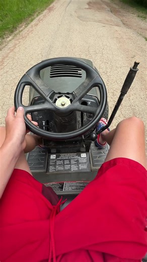 Cole Hill (@coleswrld13)’s videos with Mud Digger - Lenny Cooper & Colt Ford