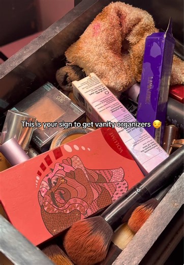 Upgrade Your Routine with a Clean Vanity