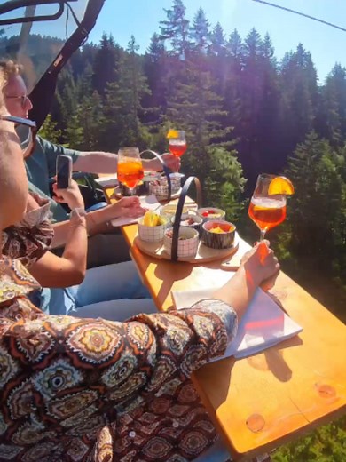 Flying Aperitivo a Monte Pana: aperitivo in seggiovia Val Gardena