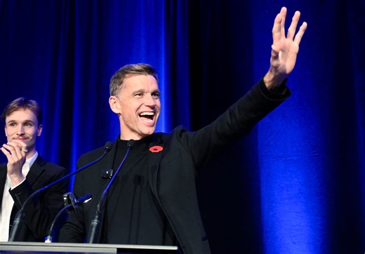 How the municipal elections played out in Quebec City, Lévis and Sherbrooke