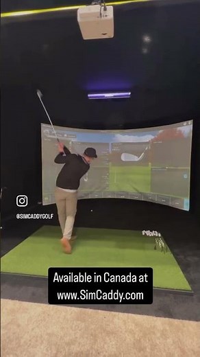 Carl’s Place Curved Golf Screen at PGA Show 2025 | SimCaddy’s Take on Immersive Golf Simulators!