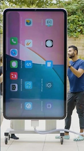 Mrwhosetheboss creates the world's largest iPhone! 📱