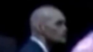 Obama protégé par un garde du corps extraterrestre ?