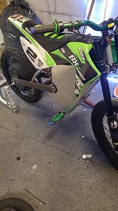 21 reactions | Regular Razor vs XL Razor vs XXL Razor!! Hit me up if you need brake adapter or Hub Adapter!! #ElectricKING #ElectricTIPS29 @d_weldingshop @bbmf.us @watt_wheels @orlando_powder_room Zeus1stud @ YouTube Subscribe!! | Terrence Jackson | Facebook