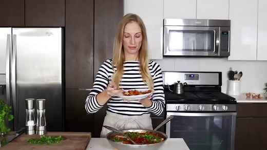 Best Shakshuka Recipe (Easy & Traditional) | Downshiftology