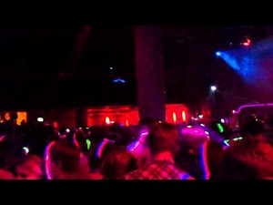 Sony Ericsson Xperia Ray Camera Test Night Club