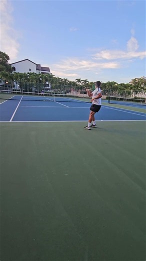Backhand Correction - Tennis Training with The Tennis Architect Coach David Sandi