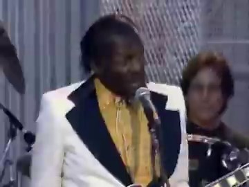 Chuck Berry with Bruce Springsteen & the E Street Band performing 'Johnny B. Goode' at The Concert for the Rock and Roll Hall of Fame in Cleveland, Ohio, 1995.Amazing performance!
