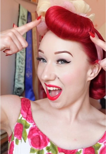 How to style a fabulous bumper bang! I have mine angled but you can use the same techniques to achieve many different styles. 💋 #vintagefashion #vintagehair #hairhowto #hairtutorial #pinuphair #vintagestyle #pinupstyle #vintageglamour #tipsandtricks This is an older video I’m resharing. ✨