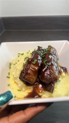 Mash and ribs #ribs #mash #peace #cooking #storytime