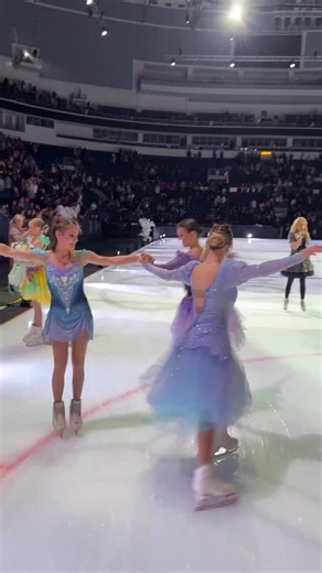 skating__evolution | Anna, Sasha and Alena repeats their old move #figureskating #annashcherbakova #alexandratrusova #alenakostornaia | Instagram