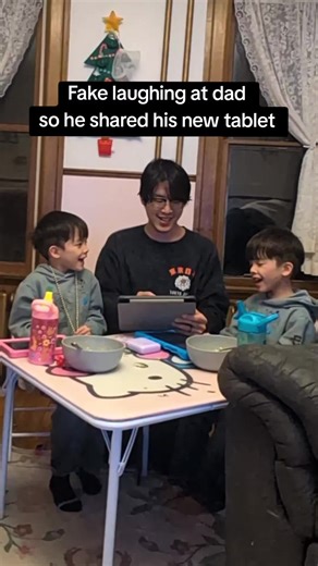 - Latest Android System: Features the latest Android 16 OS for enhanced user interface, performance, and privacy controls - High Storage Expandable: Comes with 128GB storage and expandable up to 1TB via microSD for extensive multimedia and applications - Powerful Performance: Equipped with a T7250 octa-core processor and Vibrant IPS Display for smooth multitasking, videos, and gaming - Long Battery Life: 6000mAh battery supports up to 7 hours of video playback and 70 hours of audio, perfect for 