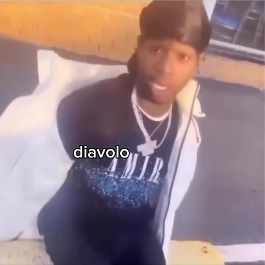 bro switched personalities ☠️ #jjba #doppiovinegar #doppio #diavolo #goldenwind