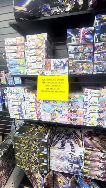 New Gundam and Anime toys store in Arcadia #animefigure #bandainamco #gunpla #gundam#cranegame #clawmachine #plushies