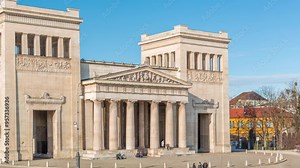 Propylaea or Propylaen timelapse from above. Monumental city gate in Konigsplatz (King's Square), Munich, Germany, Europe. The building in Doric order, evokes the entrance for the Athenian Acropolis Stock Video