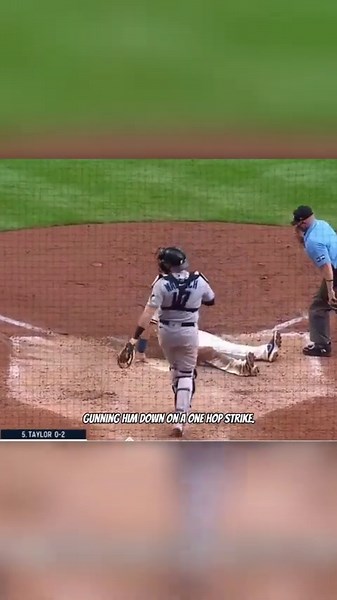 Third base coaches need to stop sending Daniel Vogelbach