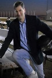 Watch Making Stuff Stronger, Smaller, Cleaner, Smarter Season 1 Episode 4 - Smarter