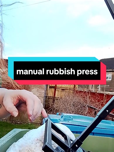 Manual Rubbish Press for Efficient Waste Collection