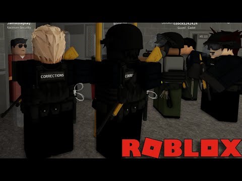 Uncooperative Inmate vs Cell Extraction Team!!