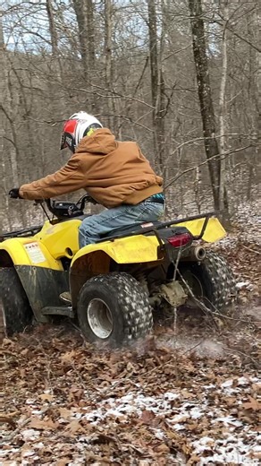 Check out this Honda Recon rider throwing dirt, snow, and leaves while he's busy doing donuts! #sendit #fun #atv #honda #400ex #recon #offroad #dirtbike #motorcycle #riding #stunt #skills #quads #ATVriding #Offroad #TrailRiding #MountainAdventure #PineForest #ATVlife #Outdoors #AdventureVlog #4x4 #Explore #ozarks #ozarkmountains #ozarknationalforest
