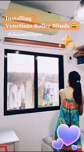 Installing Venetian Roller Blinds in the Bedroom