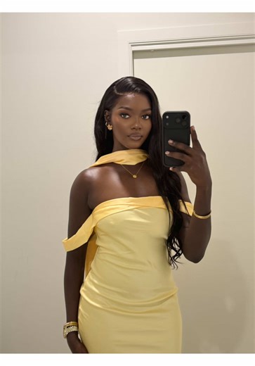 Stylish Yellow Dress Ideas for Baby Showers