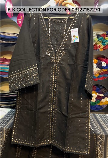 Elegant Flapper Shirt for Winter - Size M