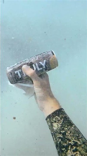 why is there so muhch trash in the ocean